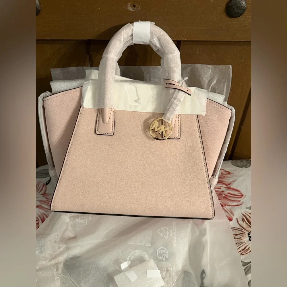 Michael Kors chic stylish